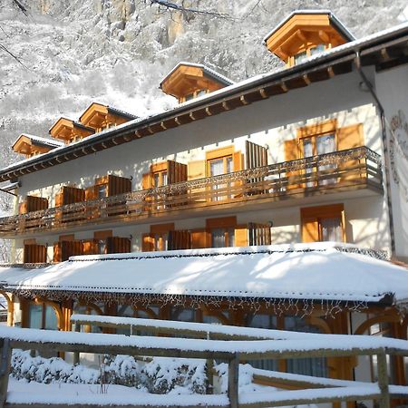 Garni Lago Nembia San Lorenzo Dorsino Exterior foto